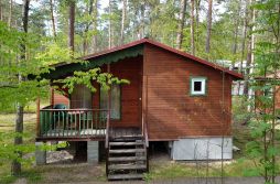 DOMKI TYPU APARTAMENT (kwiecień-październik)